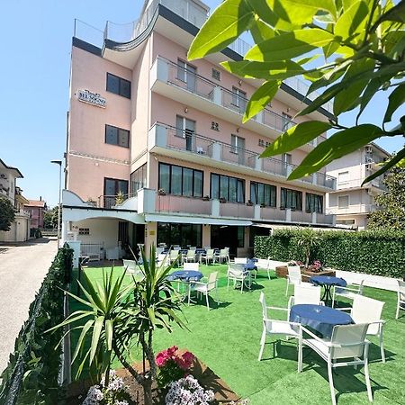 Hotel Bel Sogno Rimini Luaran gambar