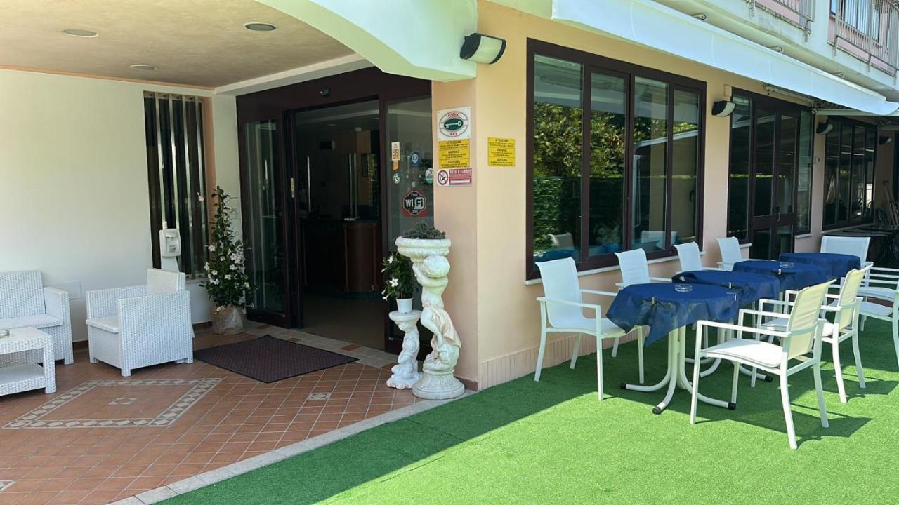 Hotel Bel Sogno Rimini Luaran gambar