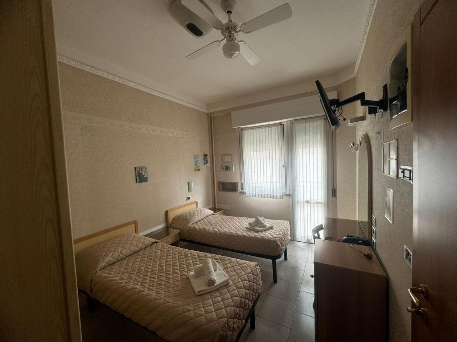 Hotel Bel Sogno Rimini Luaran gambar